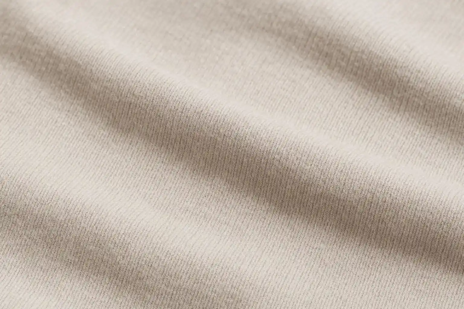 Tekstur bahan kaos cotton terbaik yang halus dan nyaman untuk pemakaian sehari-hari